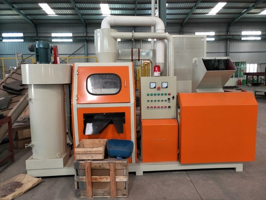 A fábrica de China forneceu a venda 2022 quente que recicla os fios da máquina do granulador que reciclam a máquina